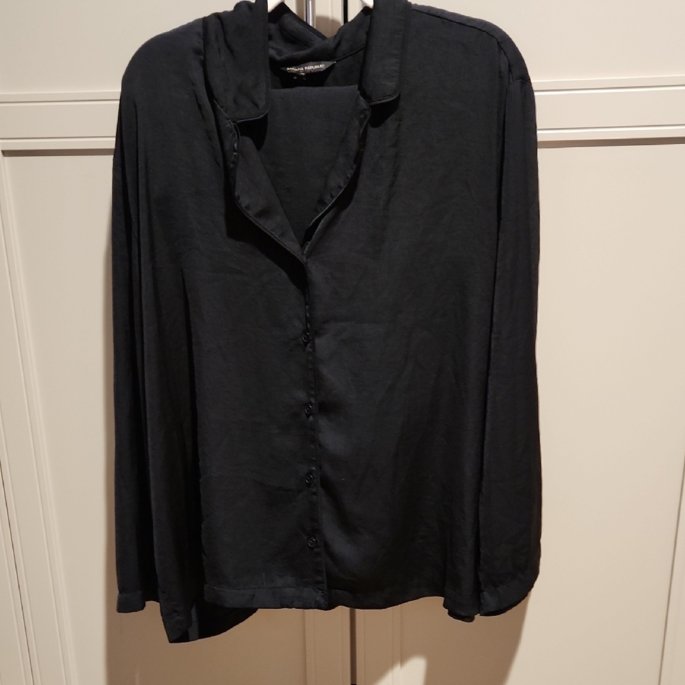 Women's Banana Republic Black Sleepwear Set - Picture 2 of 2